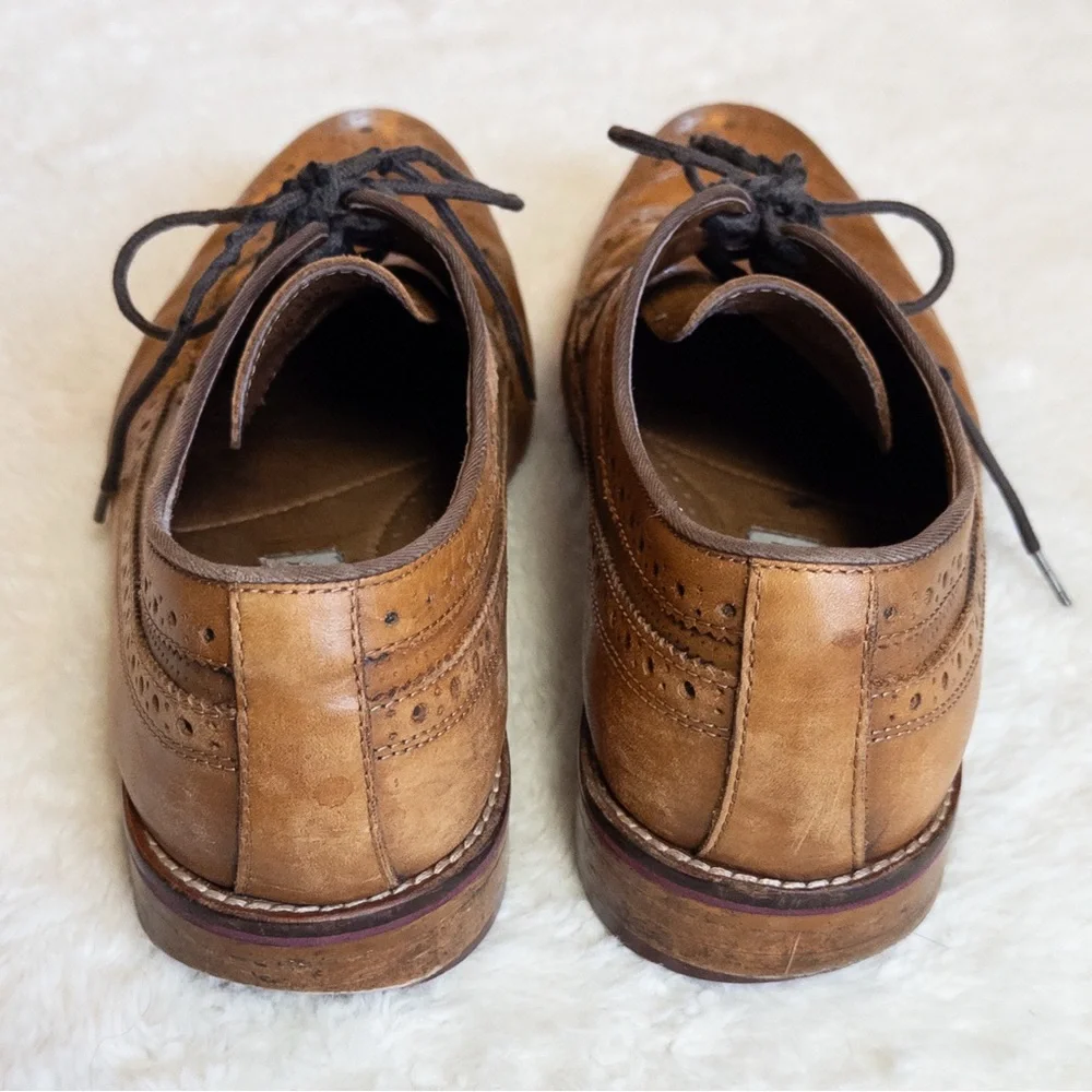 Classic Brown Leather Brogue Shoes